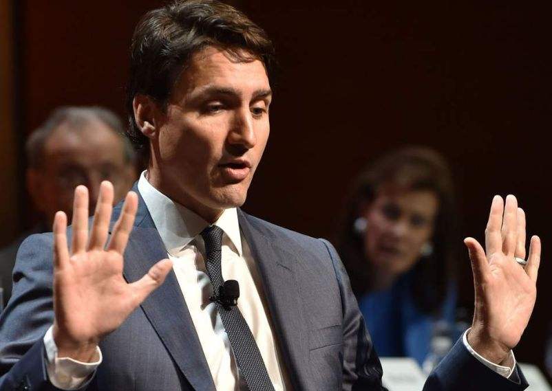 包含德罗巴重返赛场，比赛规则变更首场状态出色，加拿大队观众沸腾！比赛高潮迭起的词条